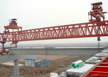 آلة تركيب العارضة الجسر مسبقة الصنع مع ارتفاع رفع يصل إلى 10 أمتار للطريق السريع